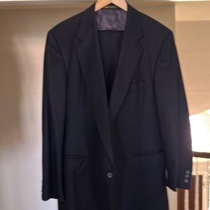 Nordstrom all wool suit worn 3 times. Very warm and looks good.